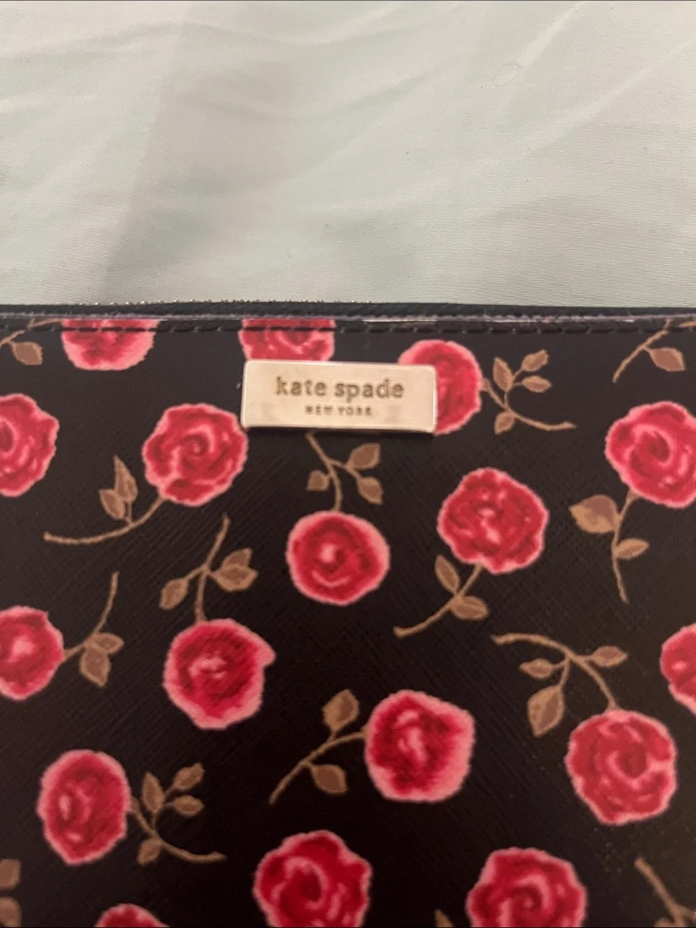 kate spade stylish zip